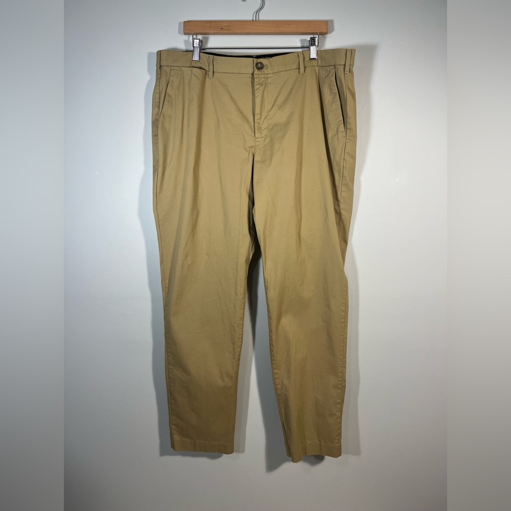 Calvin Klein Men's Stretch Slim Fit Infinite Flex Waist Chino Pants W40 L32